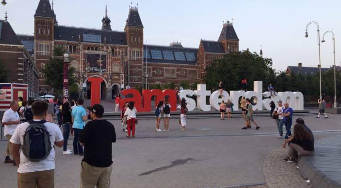 Series Code Dạo Trời Tây – Phần 4.2: Amsterdam, xứ sở của phố đèn đỏ và cần sa